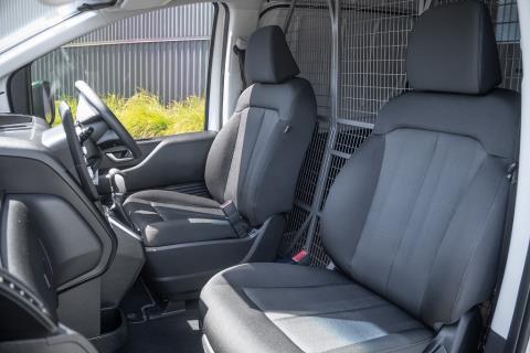 2025 Hyundai Staria Load 2.2DT - Thumbnail
