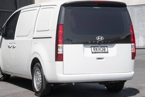 2025 Hyundai Staria Load 2.2DT - Thumbnail