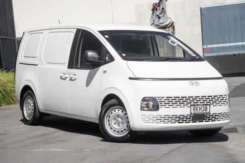 2025 Hyundai Staria Load 2.2DT - Thumbnail