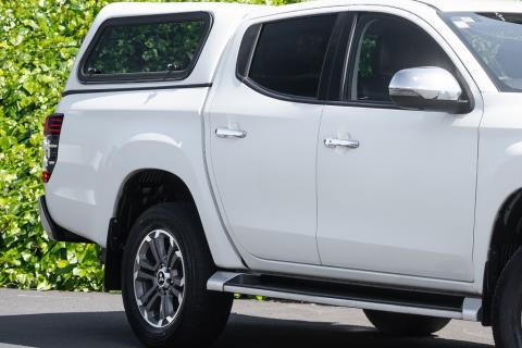 2020 Mitsubishi Triton VRX 4x4 - Thumbnail