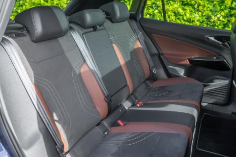2023 Volkswagen ID.4 Pro 82kWh - Thumbnail